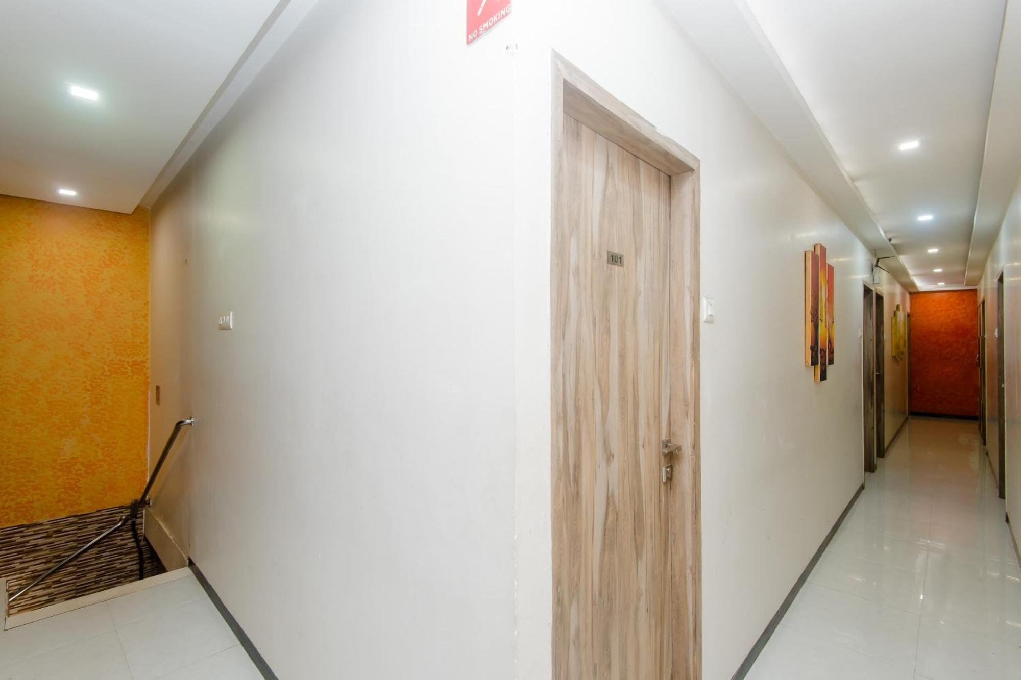 Hotel O Blue Pearl Residency Near Chhatrapati Shivaji International Airport Bombay Exterior foto
