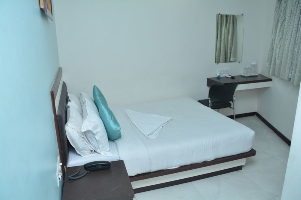 Hotel O Blue Pearl Residency Near Chhatrapati Shivaji International Airport Bombay Exterior foto